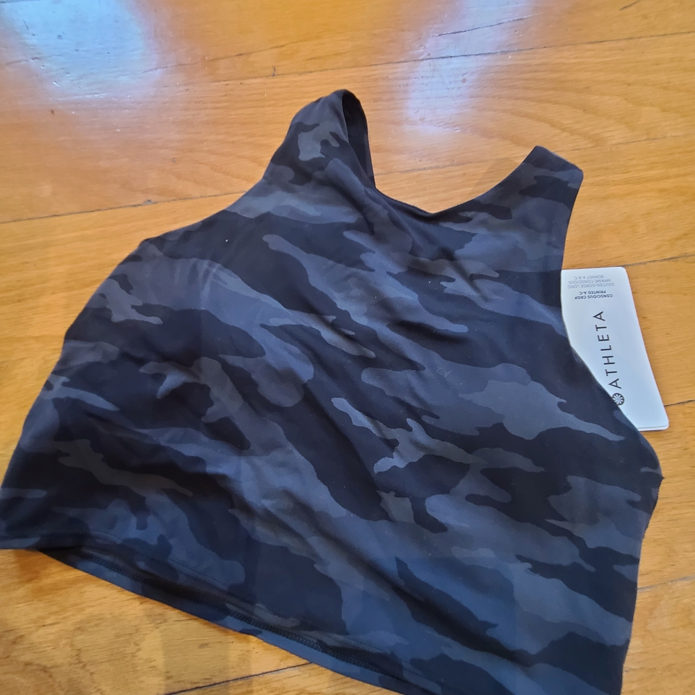 Athleta Black and Gray Camo High Neck Sports Bra Size M